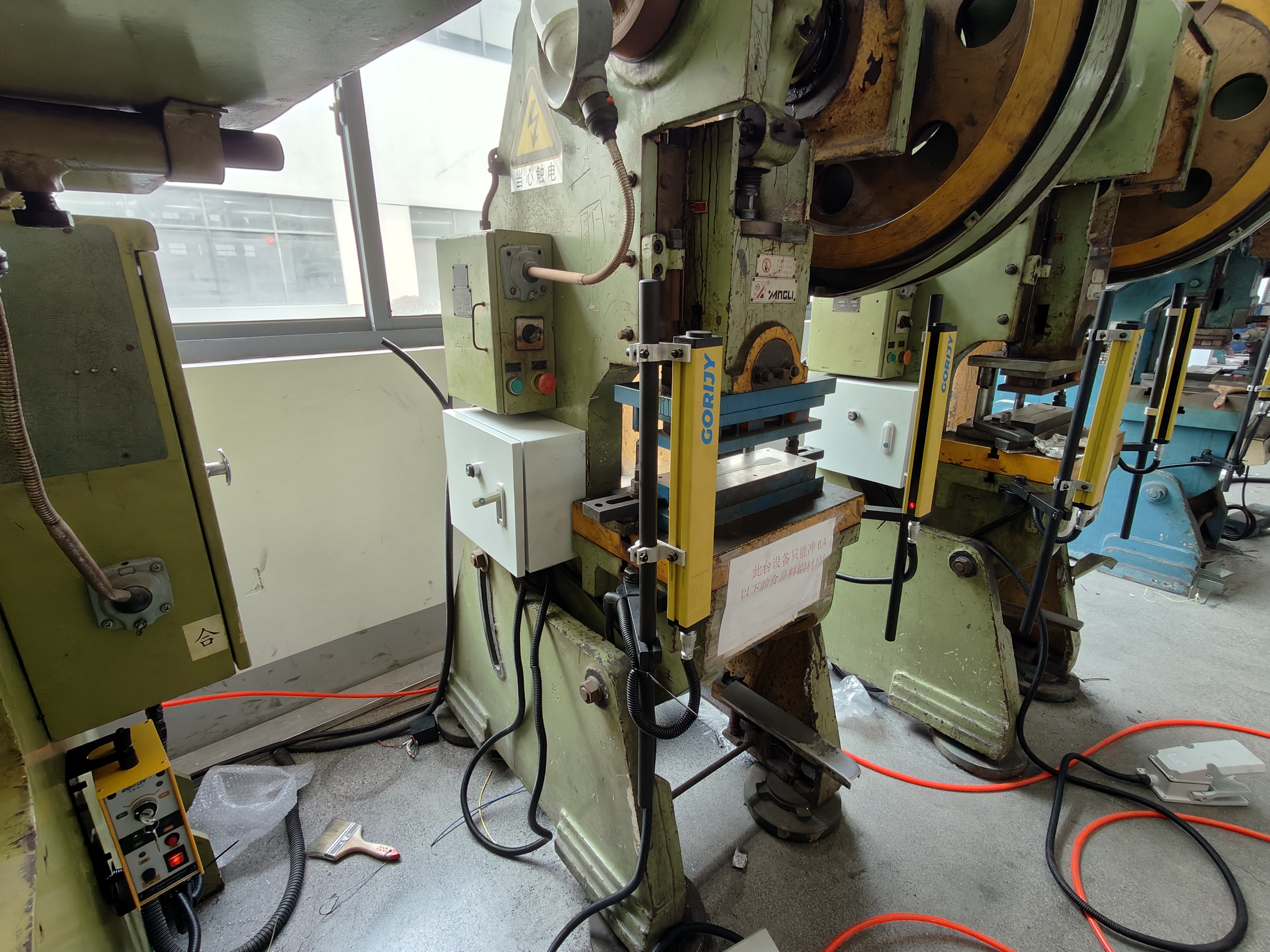 沖床光電保護(hù)常見故障及現(xiàn)象？